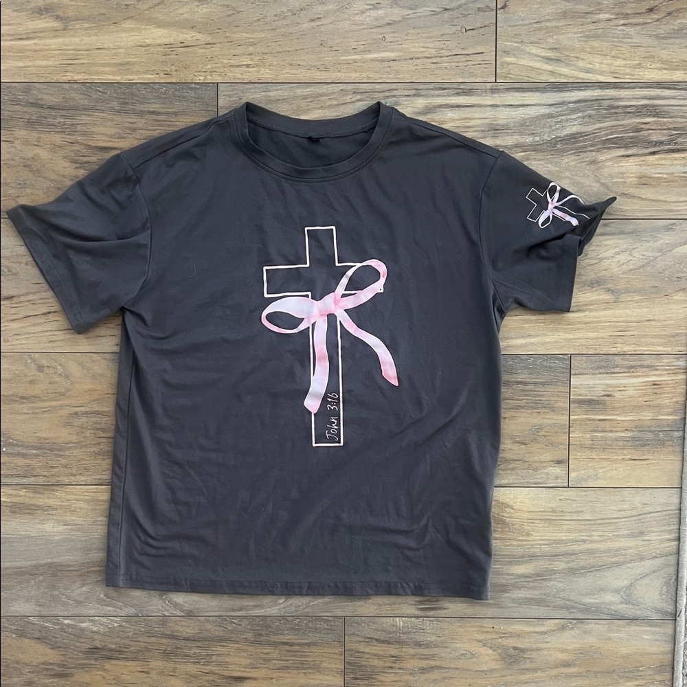 Gray Kids Shirt with Pink Bow Design